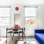 Parkside Stay North London - Victoria Line